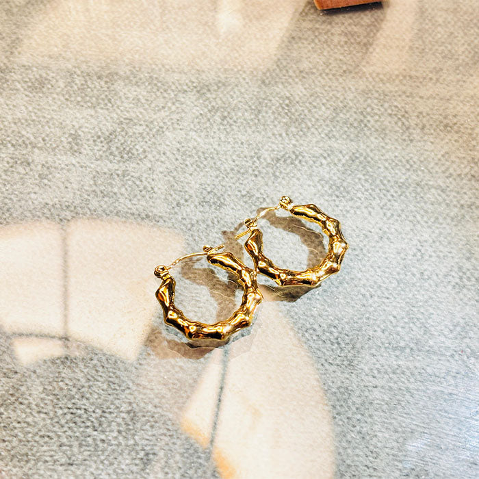Bamboo-Inspired Gold Hoop