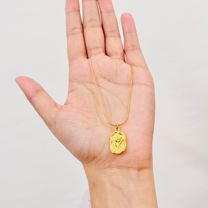 Rose Themed Pendant - Gold