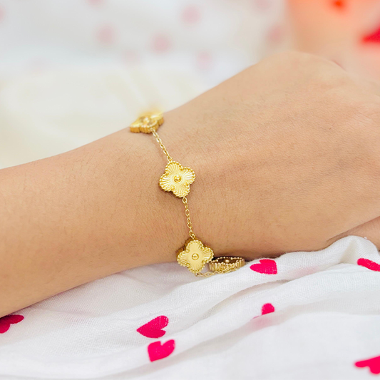 Clover Bracelet – Gold Enamel Finish