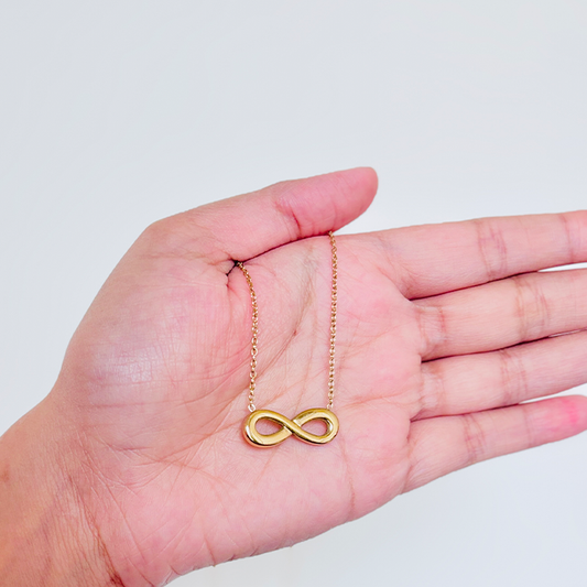Infinity Themed Contemporary Pendant