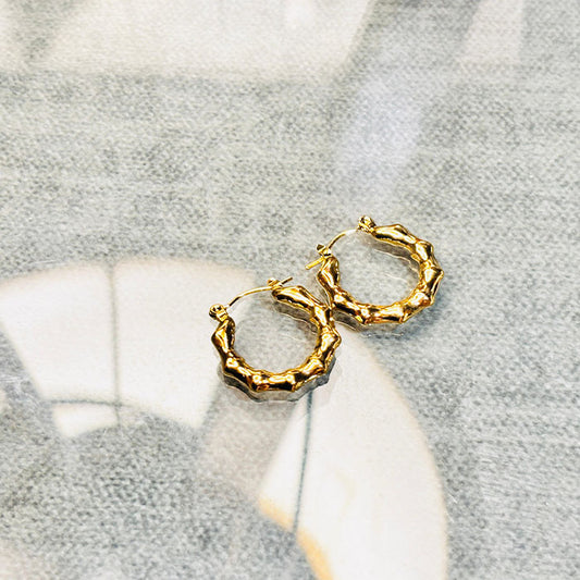 Bamboo-Inspired Gold Hoop