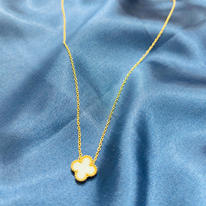 Clover Pendant – White Enamel Finish